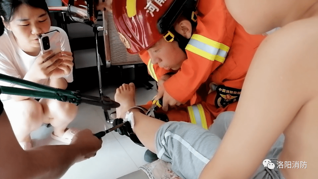 消防部门提醒,儿童安全意识和辨别能力较低,容易遭遇各种各样的危险