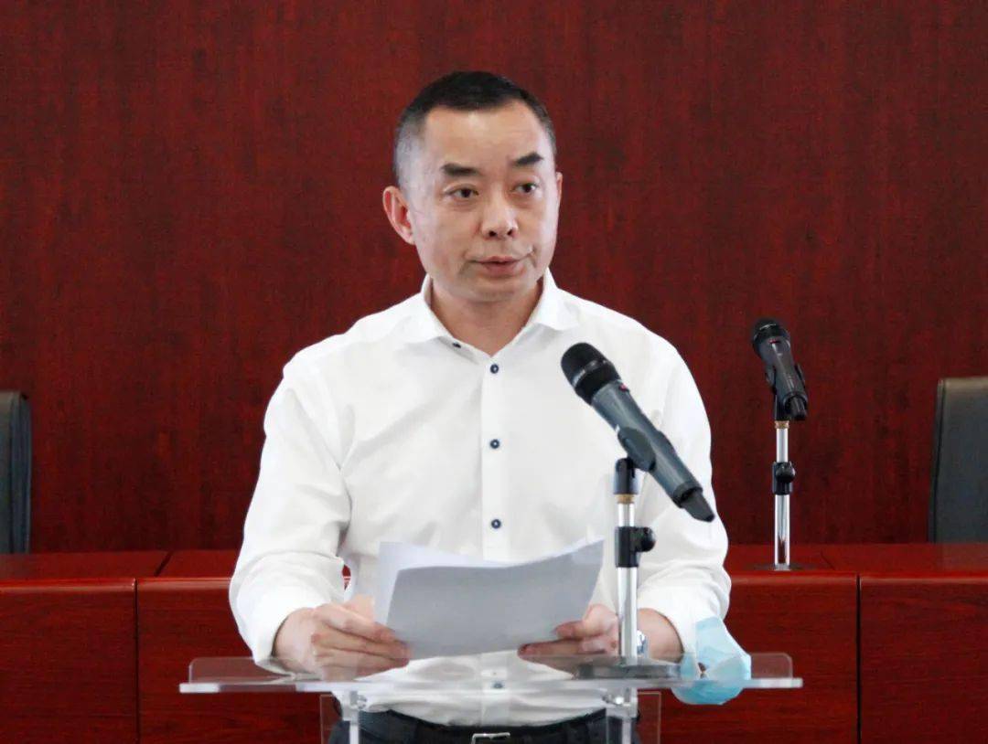 集团股份党委副书记,总经理郭嵘与各直属直管公司,畅联股份公司签署