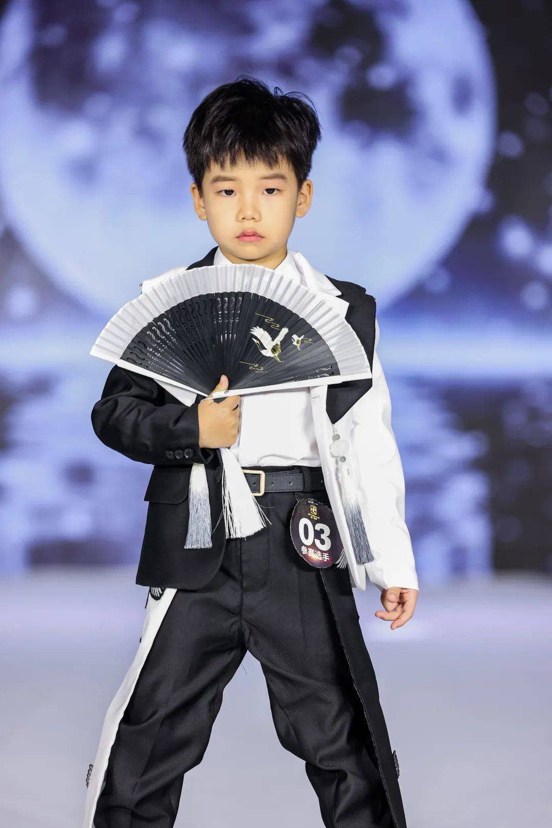 第一童星中山总冠军专访 | 杨佳鑫【实力与人气兼具的冠军选手】_总