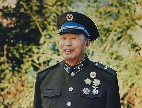 他33岁授上校,9年后升少将,51岁担任空军司令员,55岁被撤职_马宁_部队