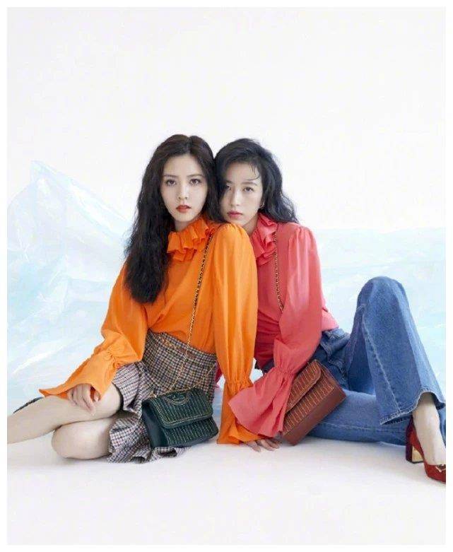周雨彤宋妍霏大片来袭!同穿衬衫闺蜜装,两人美到分不清是谁!