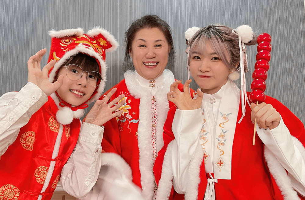 河马君作为网红圈中的搞笑母子组合,因为极接地气的