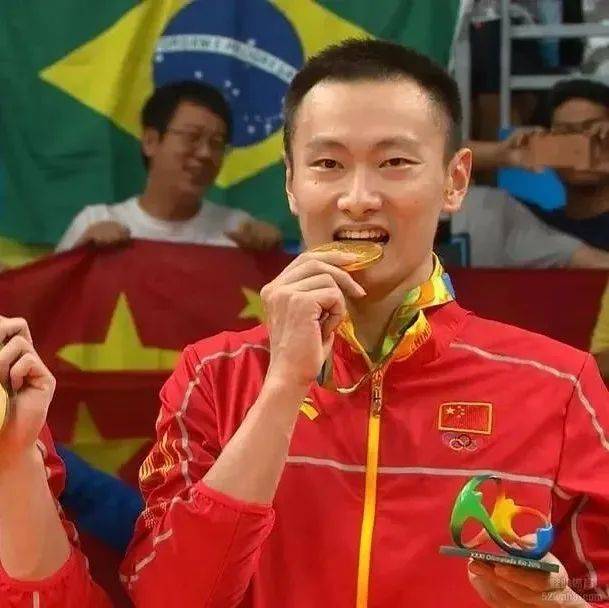 张楠宣布退出国家队 以职业球员身份参赛_张楠退出中国羽毛球队_国家羽毛球队_羽协