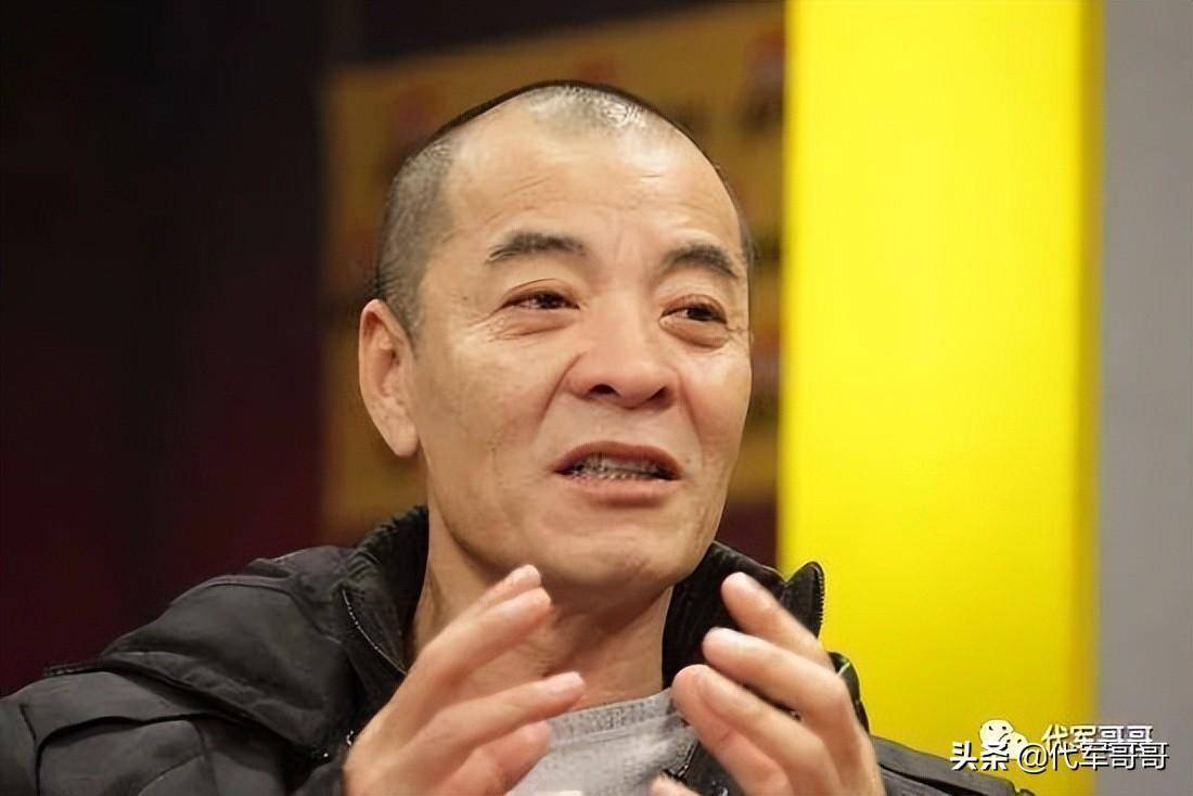 一恋何晴,二恋杨若兮,三恋美女化妆师,51岁的他老来得子很幸福_刘威