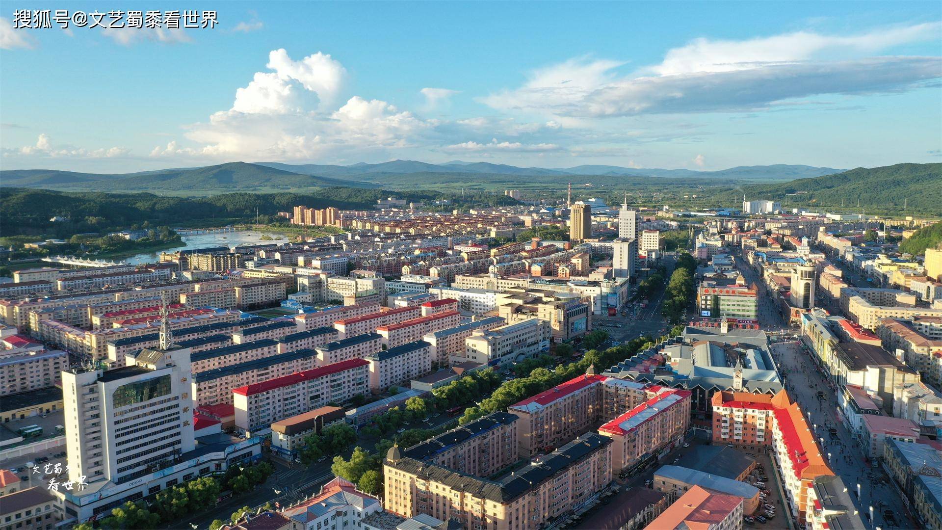 伊春是中国最适合避暑的城市,23度很舒服,主城区便让人流连忘返_伊美