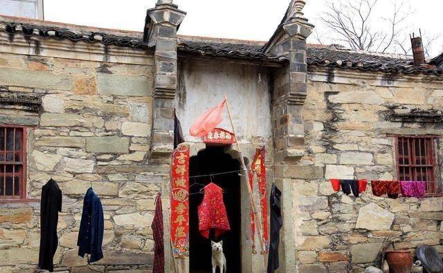 武汉有处古村落，古色古香，至今保留着原始生活，距市区仅60公里