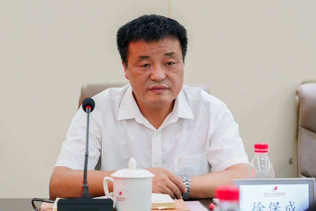 安陆市委常委,安陆市人民政府副市长徐保成一行莅临人民控股集团考察