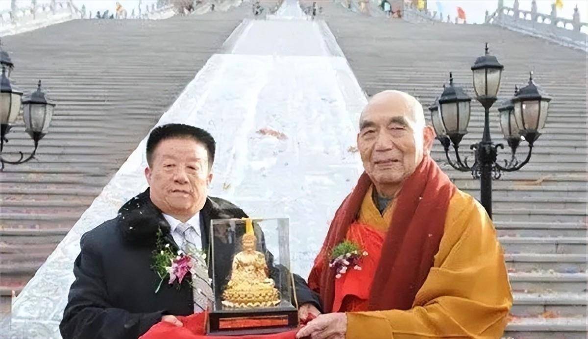 山东有座土豪村,年收入超1000亿元,还吞并了周边8座村庄_山村_南山