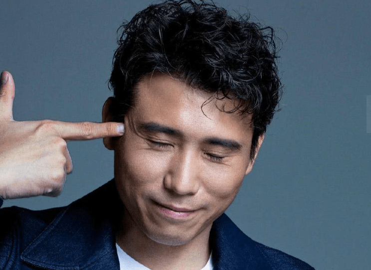 如今终大火!_角色_话剧_演技