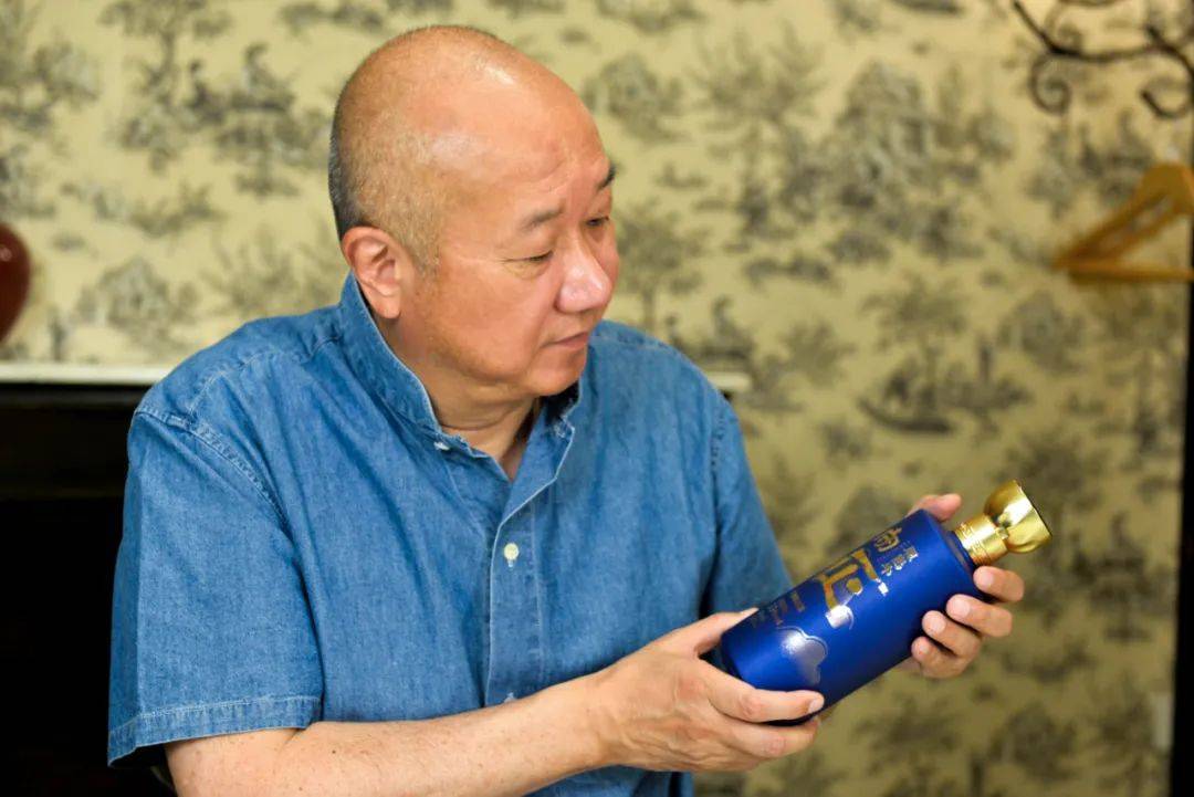 文|冯仑 (微信公众号:冯仑风马牛)011992年底,为了把1991年创办的「农