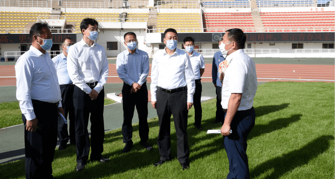 在2022年甘肃省第五届中学生运动会即将举办之际,8月23日,市委书记,市