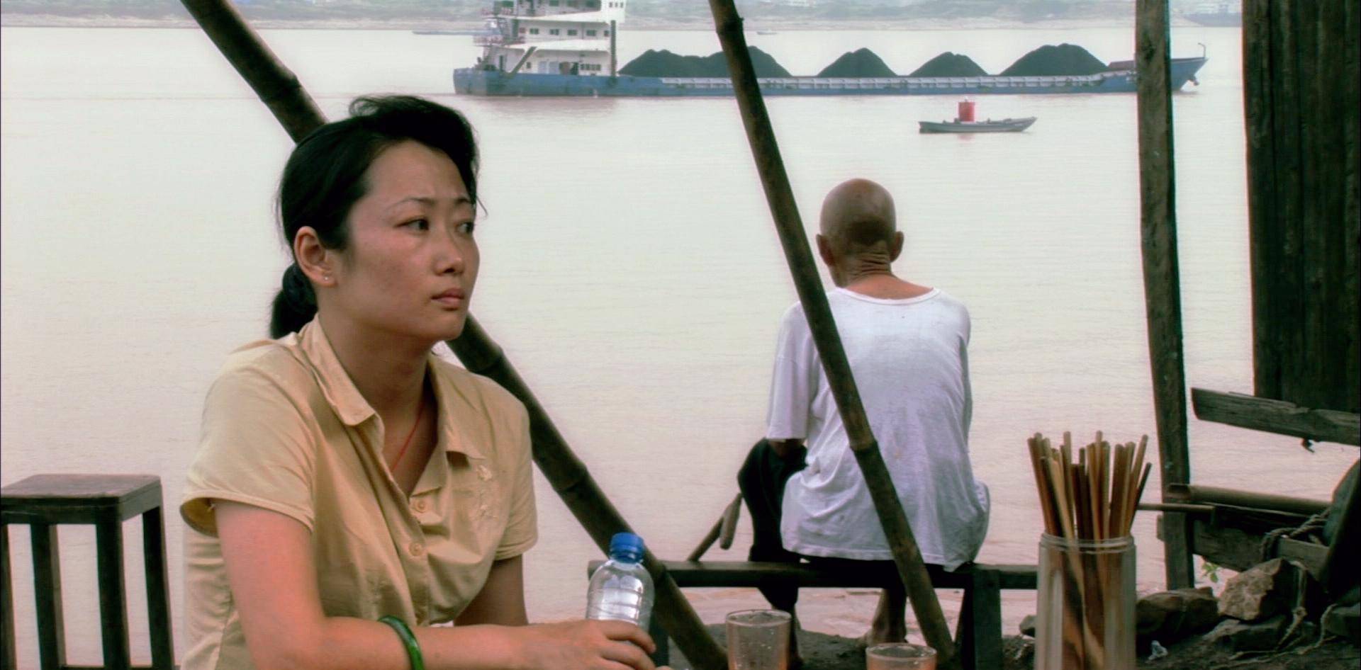 贾樟柯《三峡好人》:这个世界已经不适合我们了,因为我们太怀旧_电影