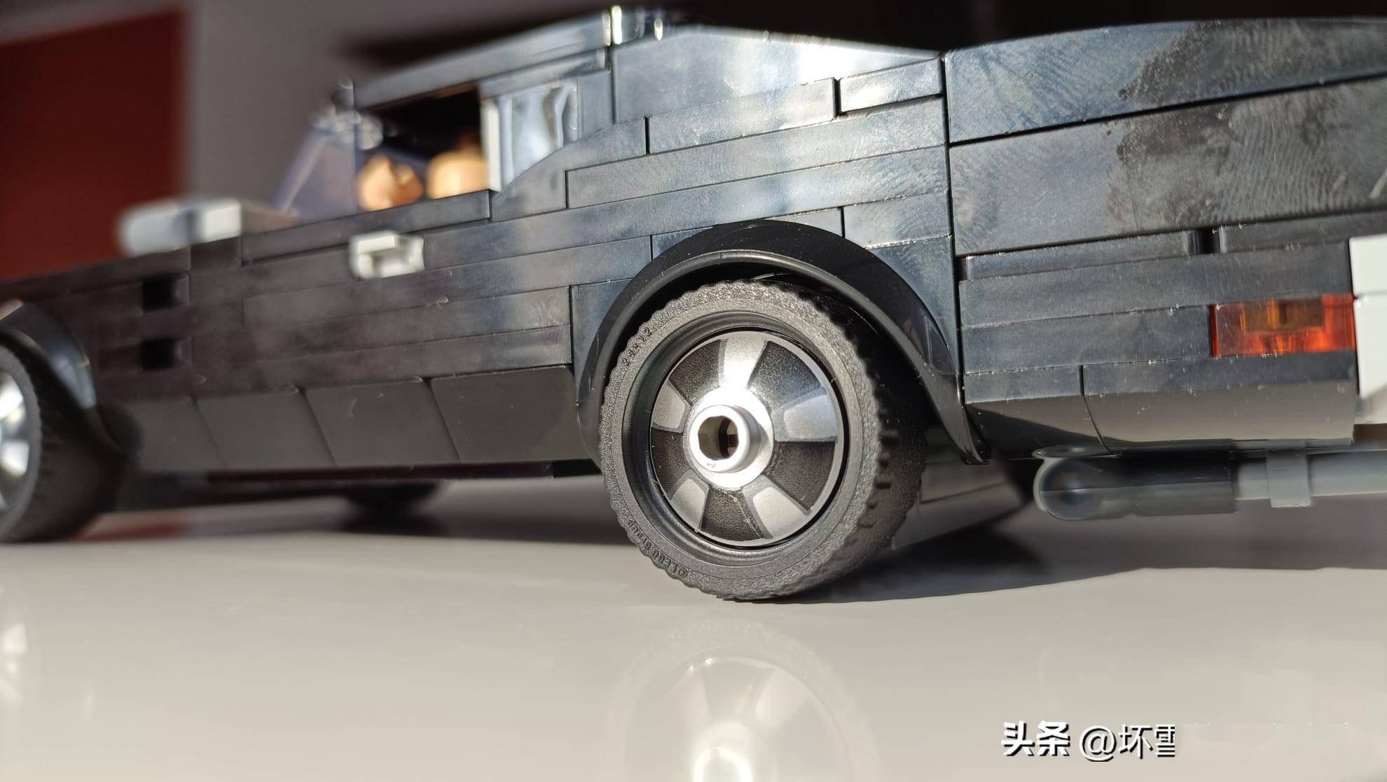 双授权肌肉车,却有些让人失望:乐高76912道奇战马评测