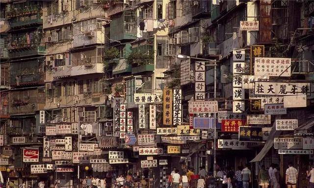 老照片：香港黑帮的乐土如今何在？