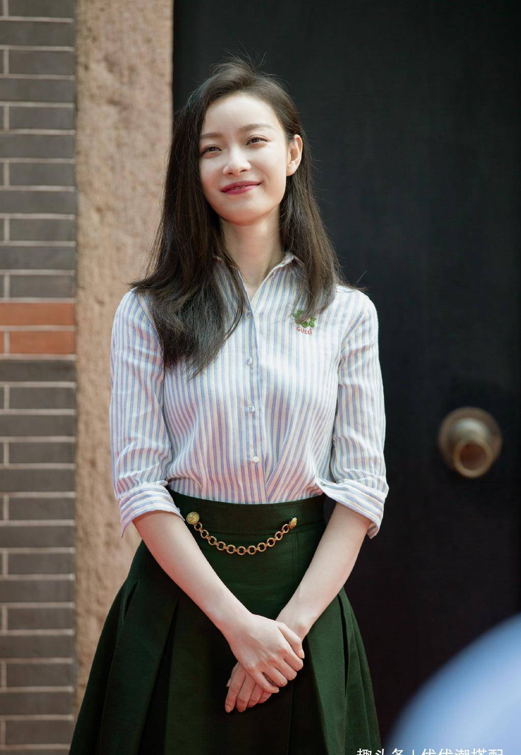 被31岁倪妮"侧颜照"美到了!