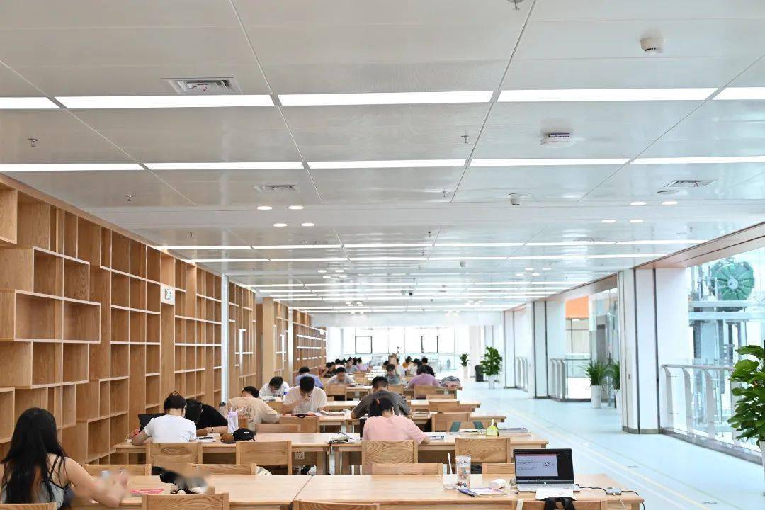 三江_灯光_学向