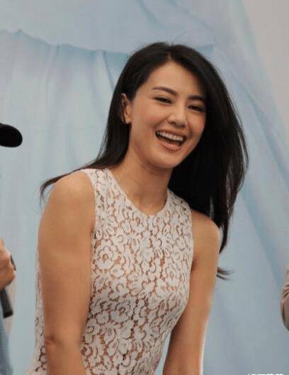 她被称"最美女观众",在《非诚勿扰》观众席被发掘