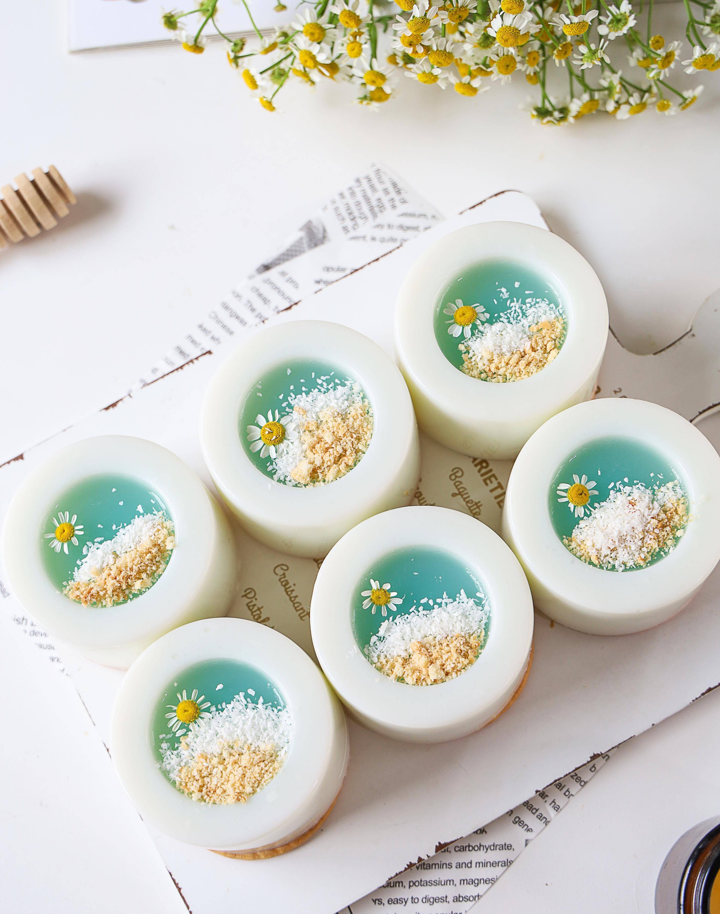 想吃果冻不用买,教你自己在家做出高颜值果冻,新手也能0失败_小姿