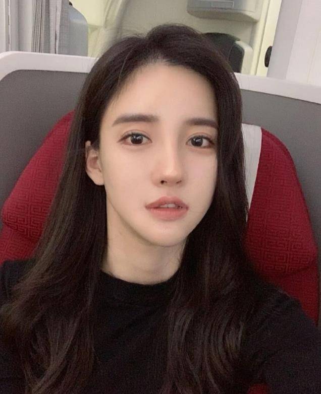 潘南奎_女生_样子