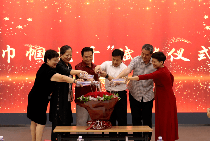 "喜迎二十大 巾帼建新功"——历下区女企业家协会第三届第二次会员