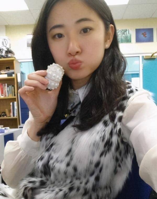 中科大副教授方璐:曾22岁读博,26岁当博导,因为太优秀没人敢追_课题