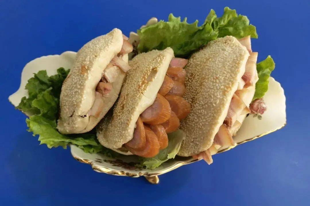 小吃大艺 65 安国马蹄烧饼—这烧饼可不简单!_芝麻_一面_锯末