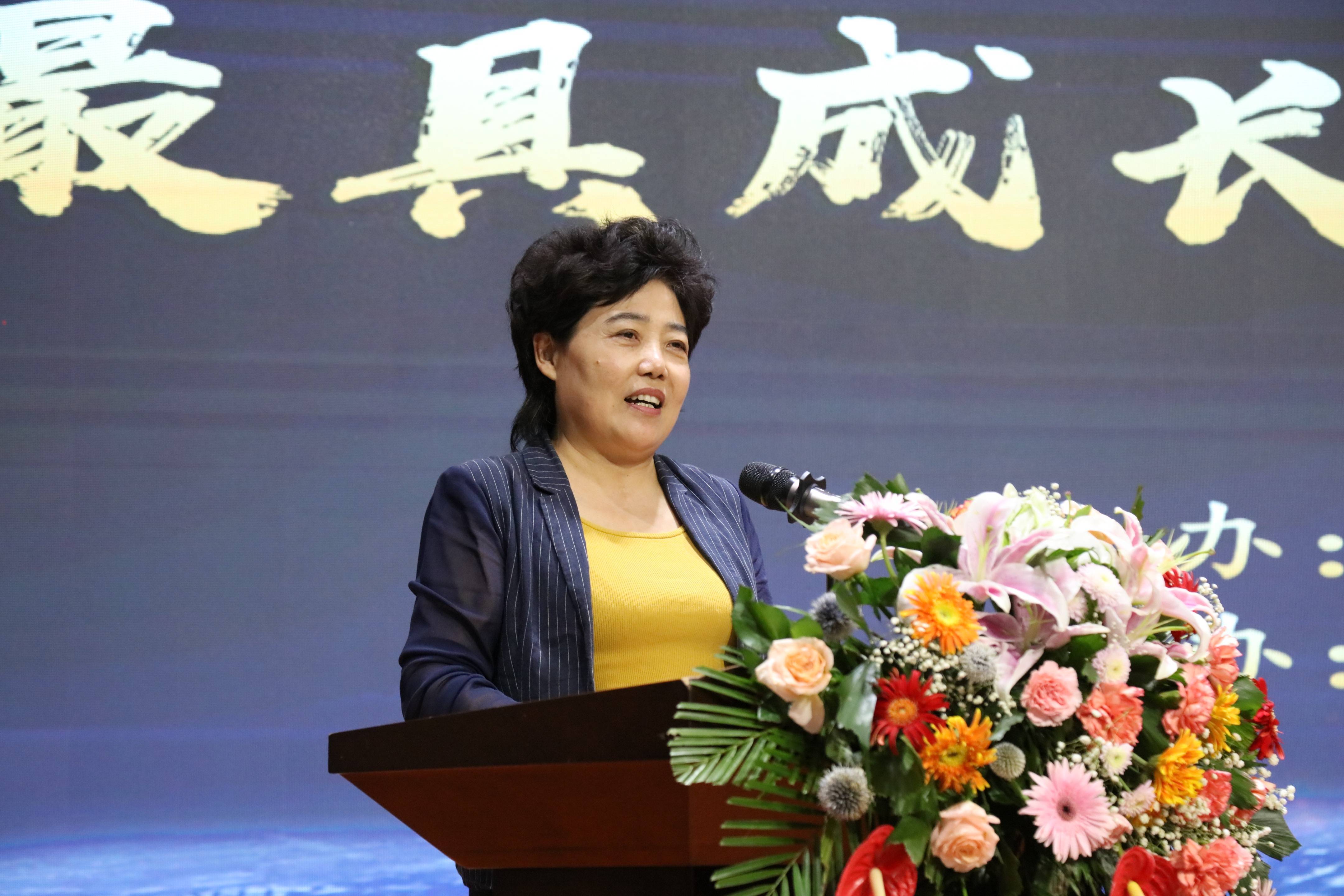 出彩项目指导专家成员,濮阳市第二实验小学校长李慧军为活动做了总结