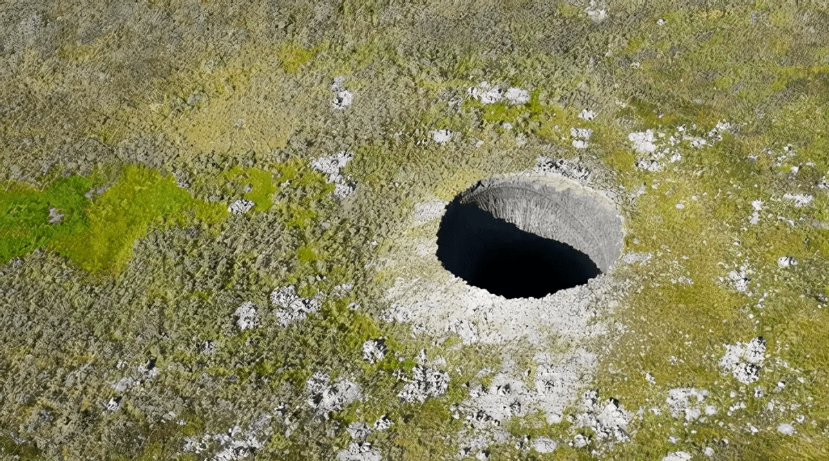 地球上不断出现神秘巨坑,越变越大深不见底,科学家暂无法做解释_坑洞_冻土_大坑