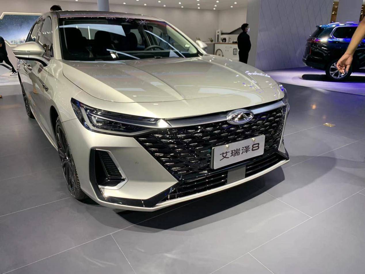 2022成都车展:将于9月26日正式上市 奇瑞艾瑞泽8开启预售_搜狐汽车