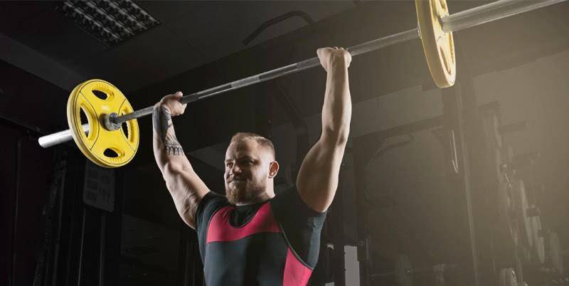 44岁功夫影星安志杰,拍戏时曾踢晕甑子丹,近照依然保持肌肉身材_动作