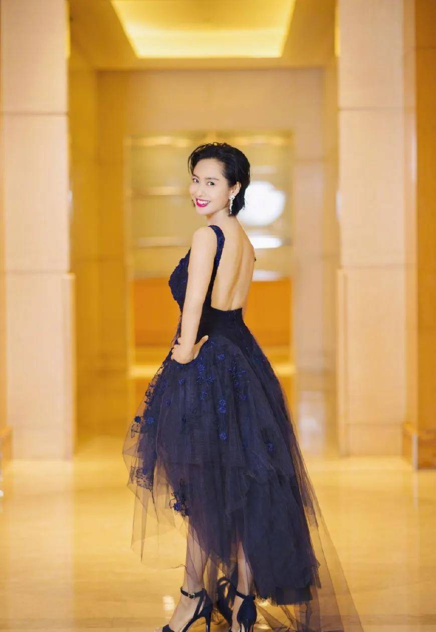 盘点娱乐圈身高不过160的女星_阿娇_赵露思_官方