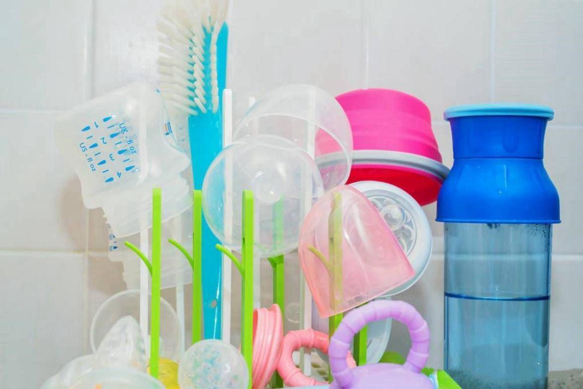 三种错误的奶瓶清洁方式,很多父母还在犯,你中招了吗？