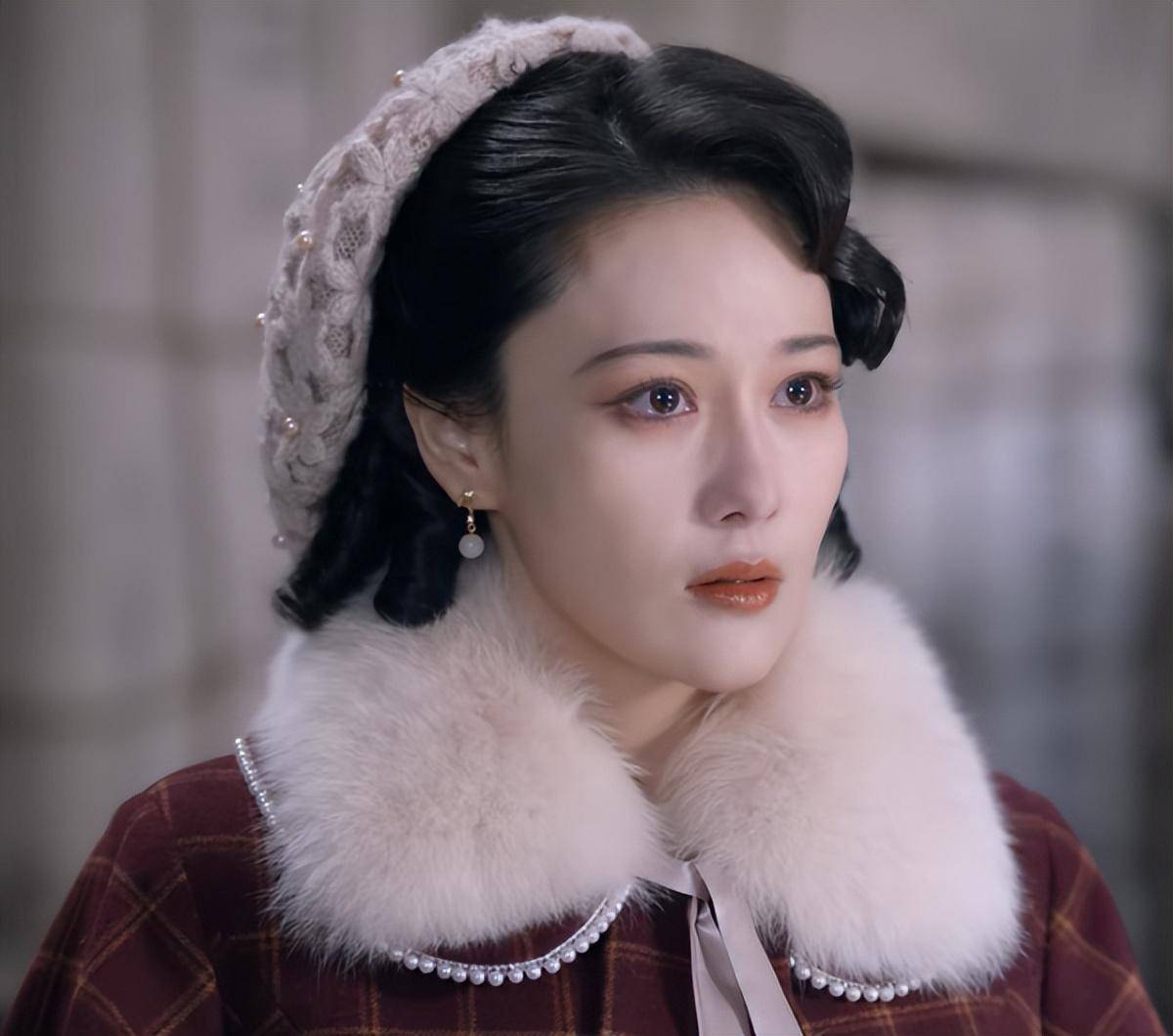 《民国大侦探》张馨予太圈粉了,素颜出镜超美,分饰两角演技炸裂_张茵