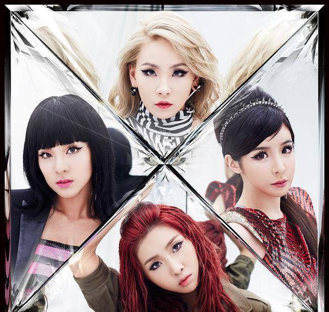 就拿2ne1来说,她们从出道开始就备受瞩目,独特的girl crush风格让观众