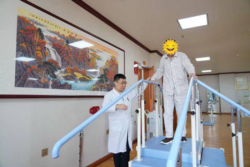 唐山神经康复---中风偏瘫后还能恢复正常行走吗?_患者_理疗_功能