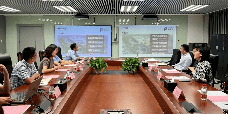 8月30日,保利影业总经理李挺伟,专职副书记胡新宇,副总经理王林群一行