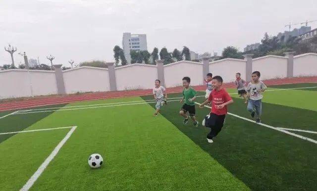 长沙一小学周四不留作业_长沙市规定中小学生作业时间_长沙一小学每周四无作业