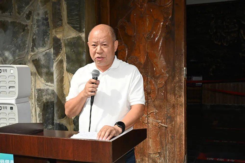 【文化】用美丽回答一切——陈明春精品水墨国画展引发关注_乡村_西江