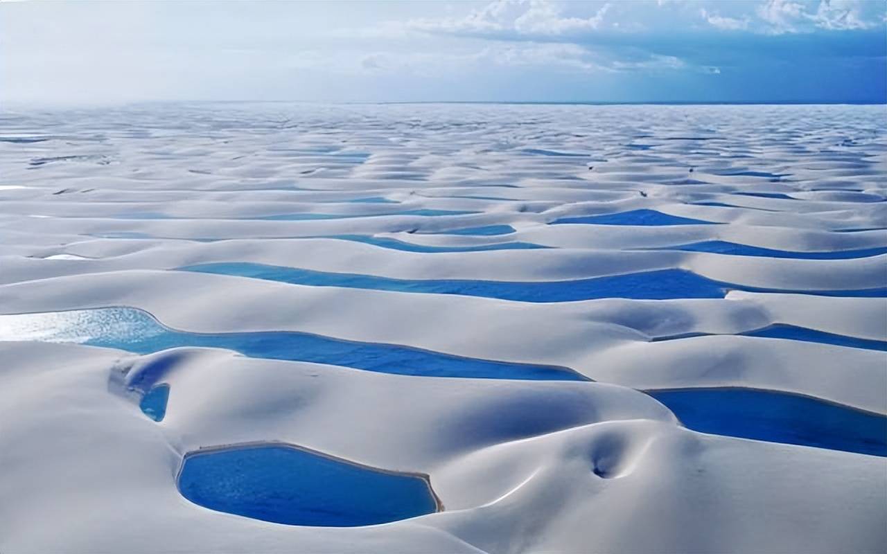 不像沙漠的沙漠，年降水量超过1600毫米，水比沙子还多
