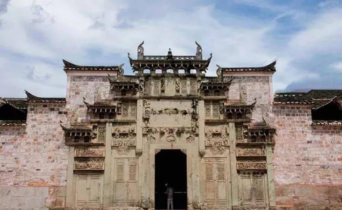 文昌里历史文化街区位于抚州市东北部,文昌桥东面.