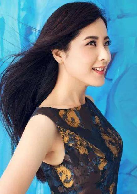 湖北十大美女明星「三」"中戏之花"曾黎之"影帝收割机"秘史_电视剧_同