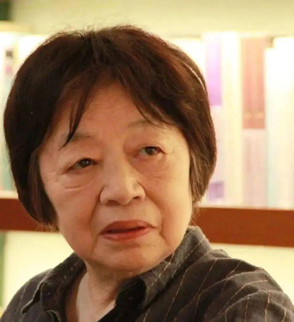 被誉为中国诗坛"黄埔军校",江西诗人凌非,汪峰,凌翼,三子,邓诗鸿,林莉