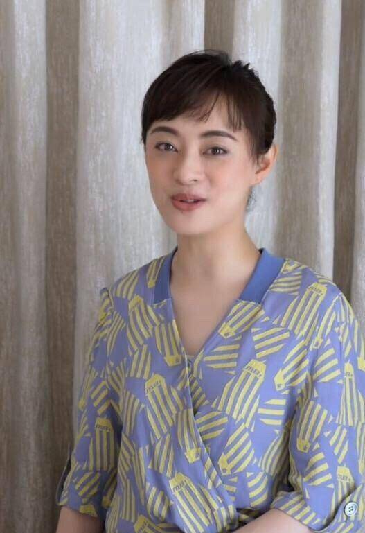 孫儷紮小辮穿印花裙太嬌羞,一臉老氣卻罕見翻車 4 eff2f7118953406a9f931e1418fb7ad2