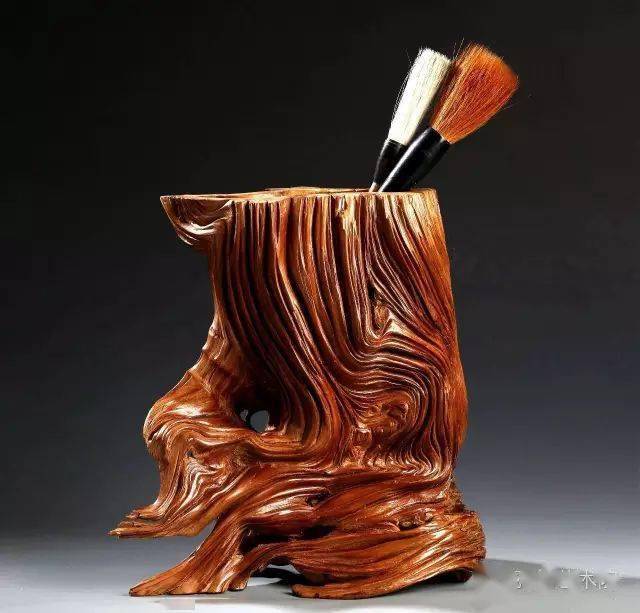 【乱石穿空】崖柏笔筒:文房新贵_中国_艺术品_器具