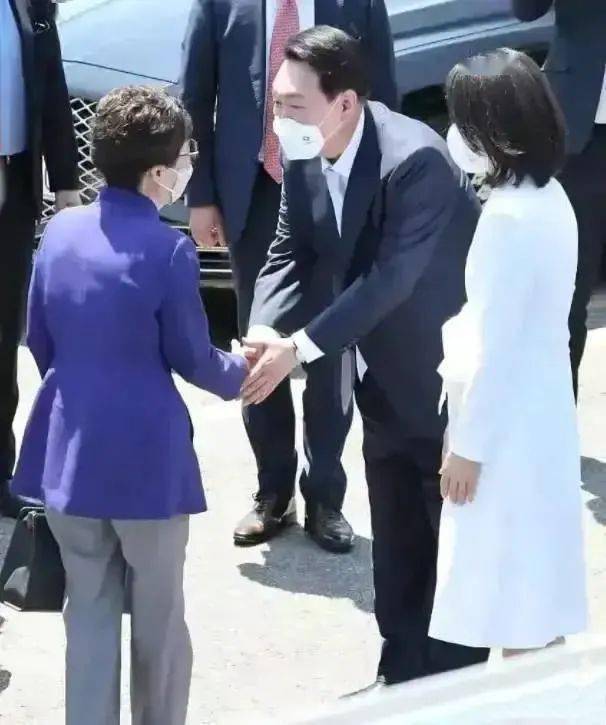朴槿惠男友高英男图片