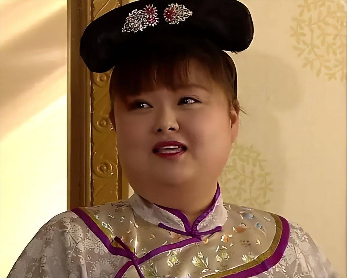 《老表》这个电视剧,当时的陈嘉佳的表演吸引了很多观众的喜欢