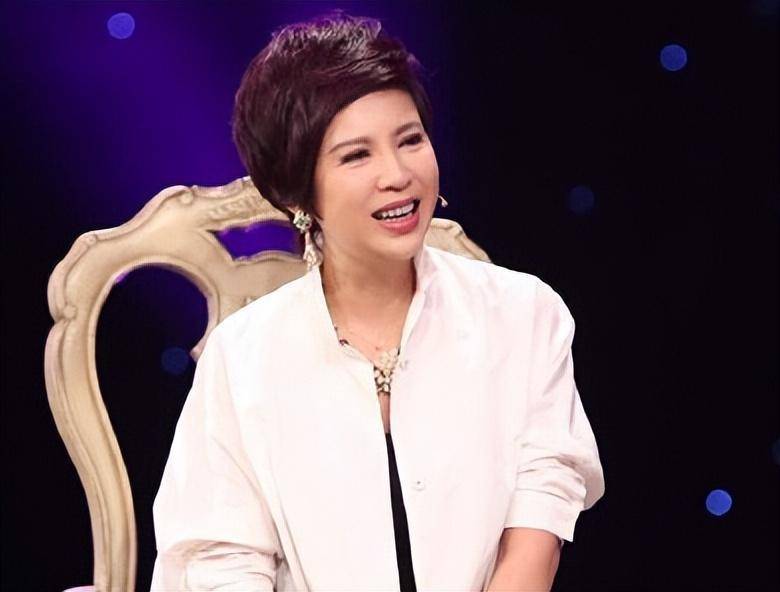 歌手杭天琪:二婚嫁小13岁老公,47岁高龄生子,如今她幸福吗?