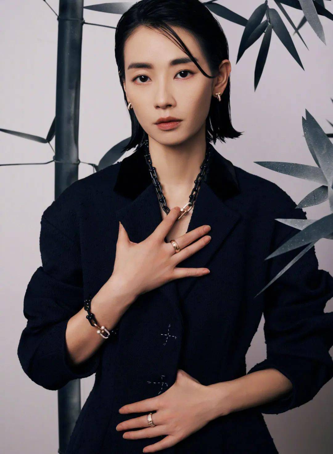 这位影后的9月封面来了|赏色_合作_刘雅瑟_王桃