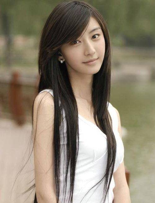 唐一菲事业巅峰退出演艺圈,6年完全销声匿迹,不为自己,只为他_凌潇肃