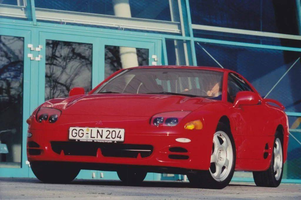 来自三菱的经典跑车,三菱gto 3000gt模型试玩_搜狐汽车_搜狐网